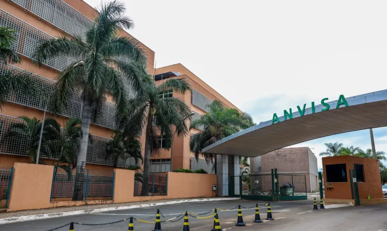 Anvisa proíbe venda de fórmula infantil contaminada por toxina