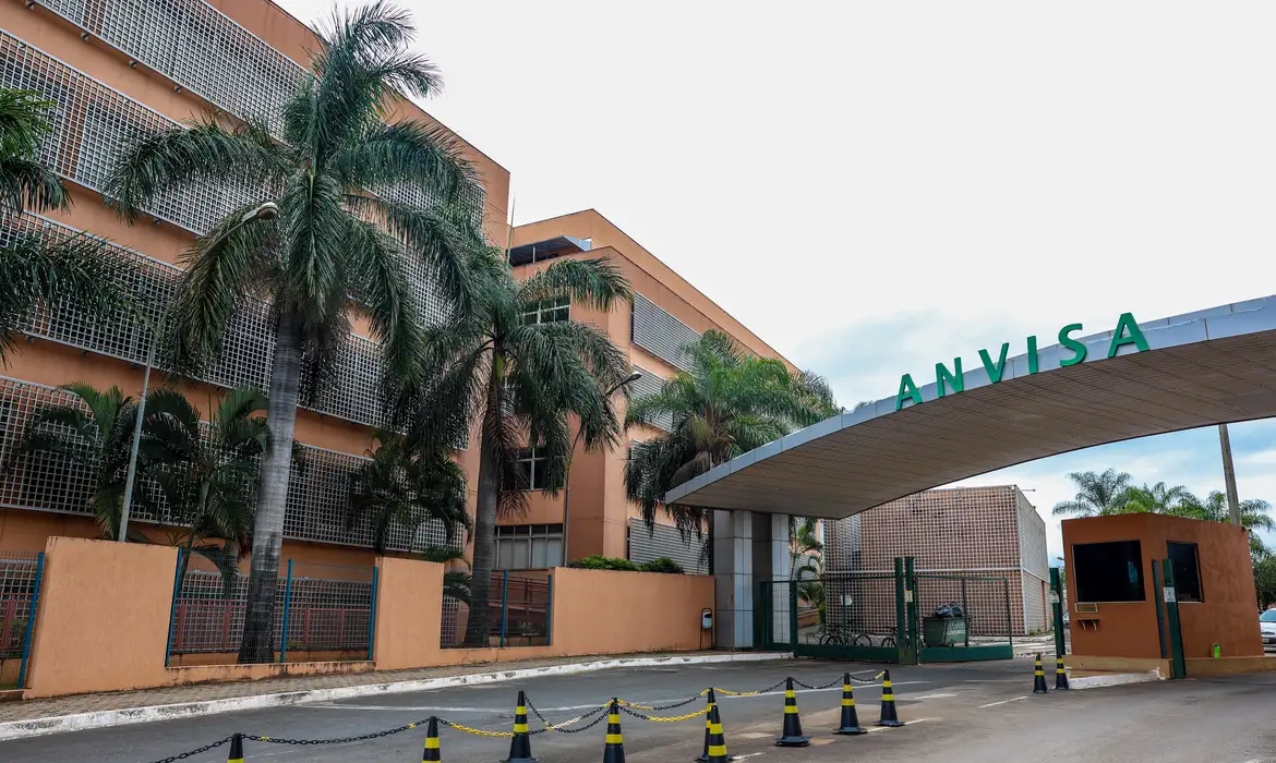 Anvisa: suplementos com cúrcuma podem trazer risco de danos ao fígado