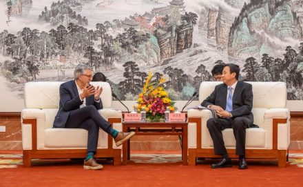 Saúde busca na China alianças para impulsionar serviços de IA no SUS